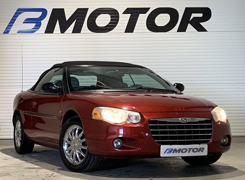 Röd Begagnad 2005 Chrysler Sebring Cabriolet Cab | 79 900 kr - Bild 1/4