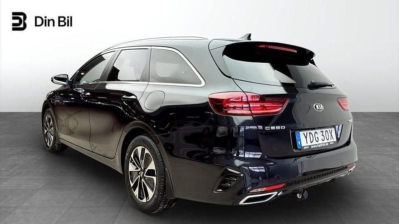 Begagnad Kia Ceed Sportswagon 105 HK (77 kW) 2021 Svart Kombi