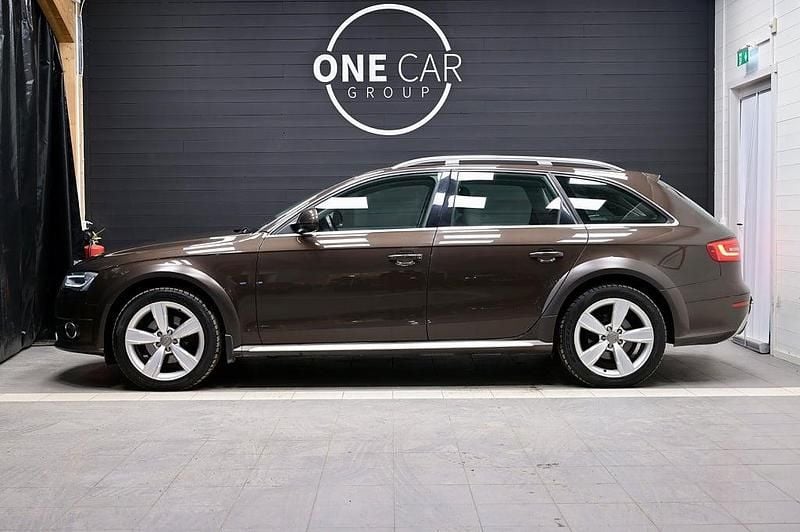 Begagnad Audi A4 Allroad 190 HK (139 kW) 2015 Brun Kombi