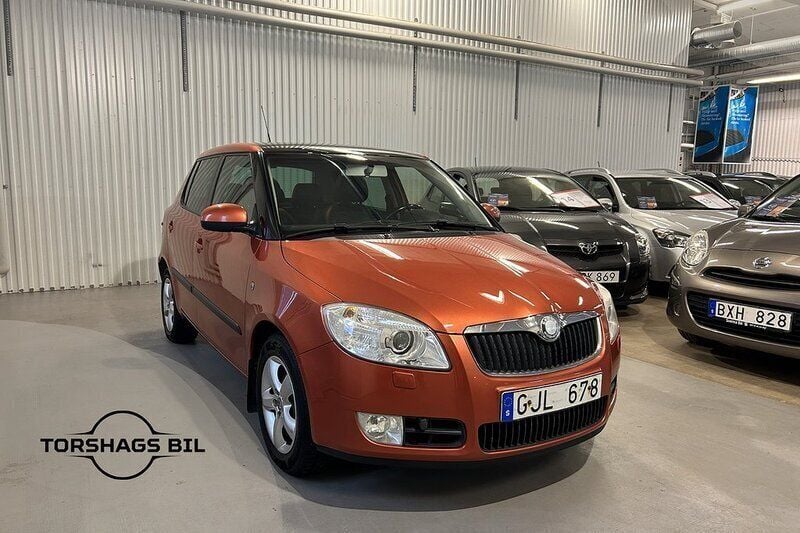 Orange Begagnad 2007 Skoda Fabia Elegance Halvkombi | 69 900 kr (Marknadspris) - Bild 1/4