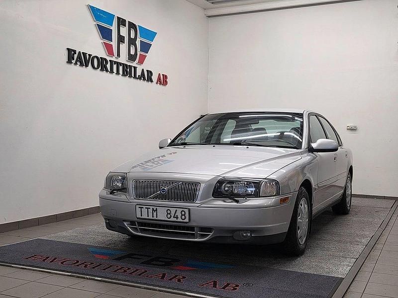 Ljusgrå Begagnad 2002 Volvo S80 Business Edition Sedan | 18 500 kr (Marknadspris) - Bild 1/4