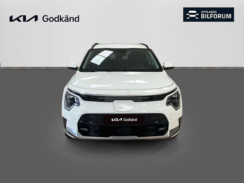 Begagnad Kia e-Niro 150 kW (204 HK) 2022 Vit SUV