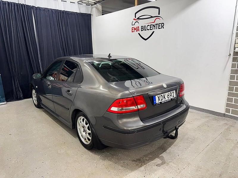 Begagnad Saab 9-3 Linear 150 HK (110 kW) 2005 Brun Sedan