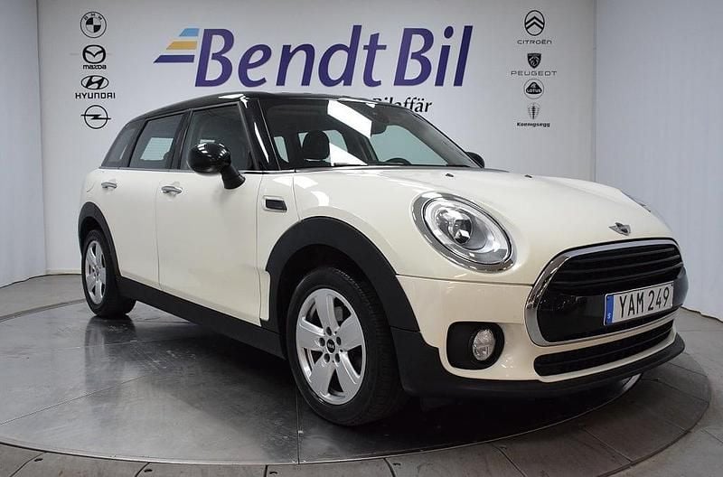 Begagnad Mini Cooper Clubman Essential 136 HK (100 kW) 2015 Vit Kombi