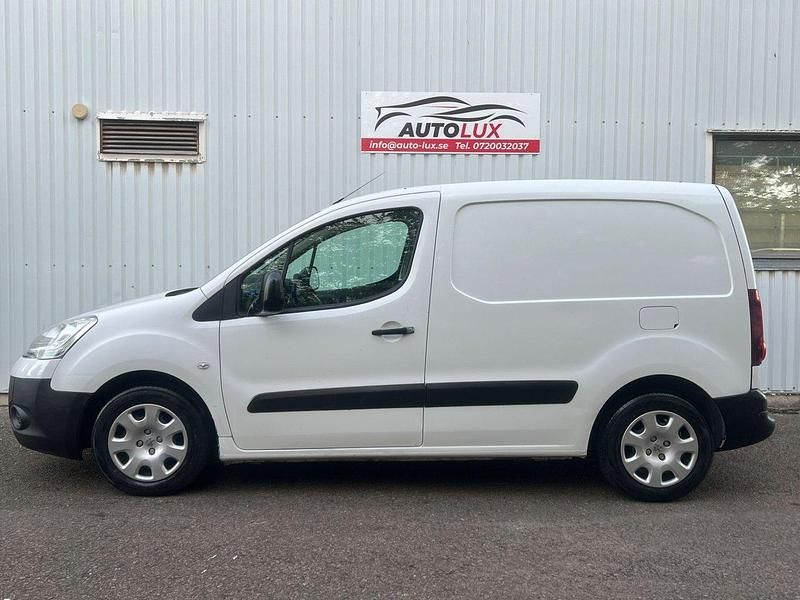 Vit Begagnad 2014 Citroën Berlingo Minibuss | 64 900 kr (Marknadspris) - Bild 1/4