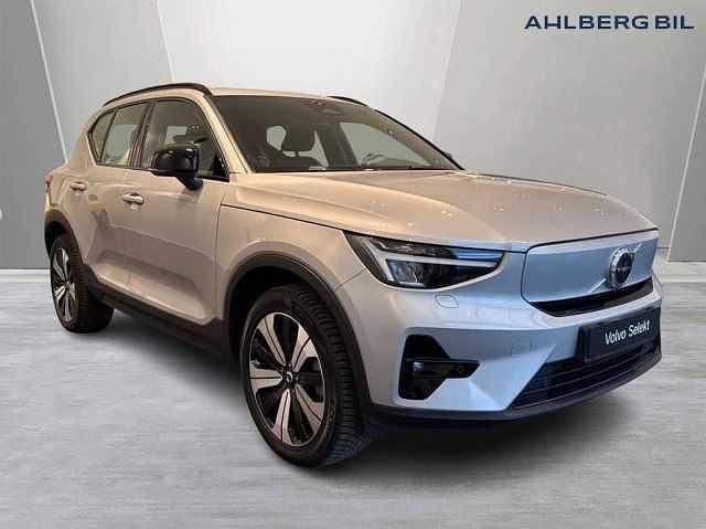 Silver Begagnad 2023 Volvo XC40 Plus SUV | 369 500 kr - Bild 1/3