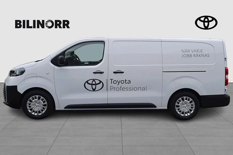 Begagnad Toyota Proace Comfort 100 kW (137 HK) 2024 Vit Minibuss