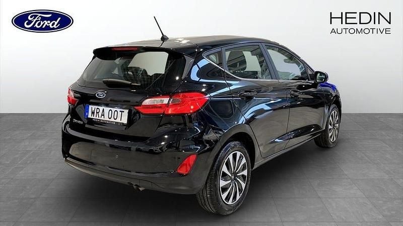 Begagnad Ford Fiesta Titanium 99 HK (72 kW) 2023 Svart Halvkombi