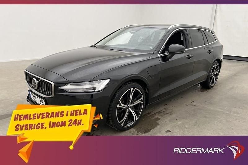 Svart Begagnad 2023 Volvo V60 Core Kombi | 349 800 kr - Bild 1/3