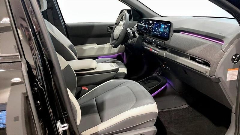 Begagnad Kia EV3 GT-Line 150 kW (204 HK) 2025 Svart SUV