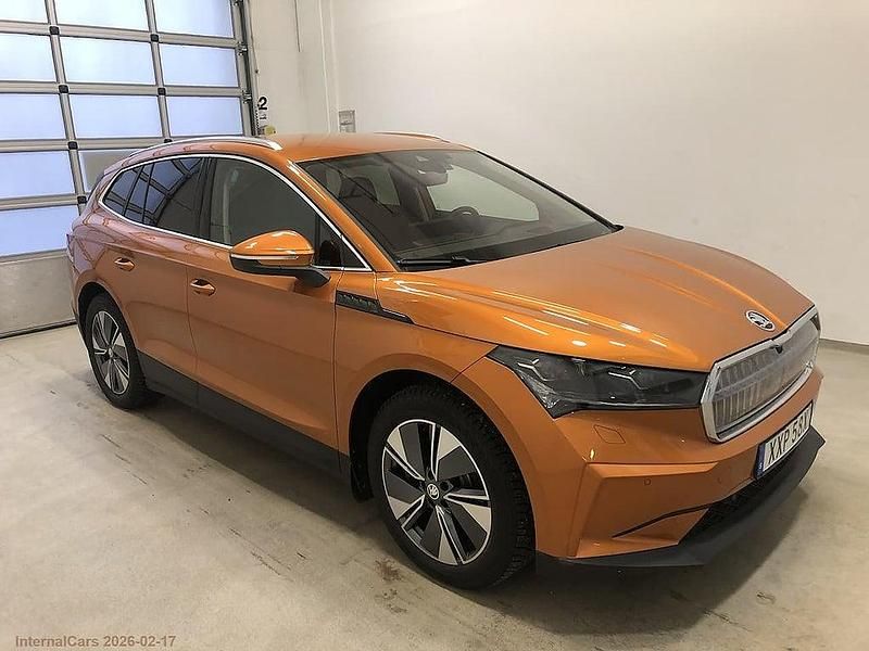 Begagnad Skoda Enyaq iV 210 kW (286 HK) 2024 Orange SUV