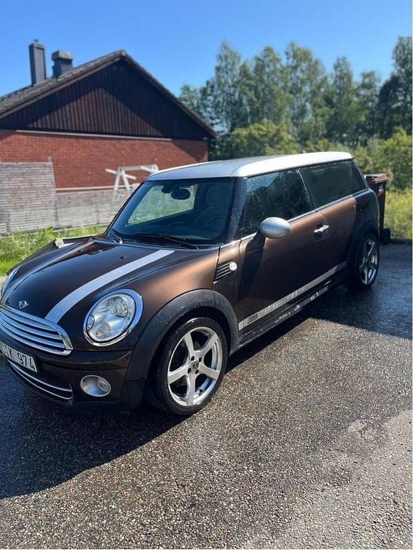 Begagnad 2009 Mini Cooper D Clubman Pepper Kombi | 42 000 kr (Superpris) - Bild 1/4