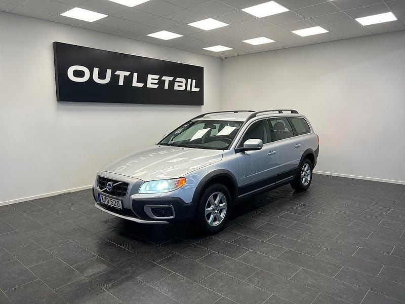 Grå Begagnad 2010 Volvo XC70 Summum Kombi | 84 500 kr (Marknadspris) - Bild 1/4