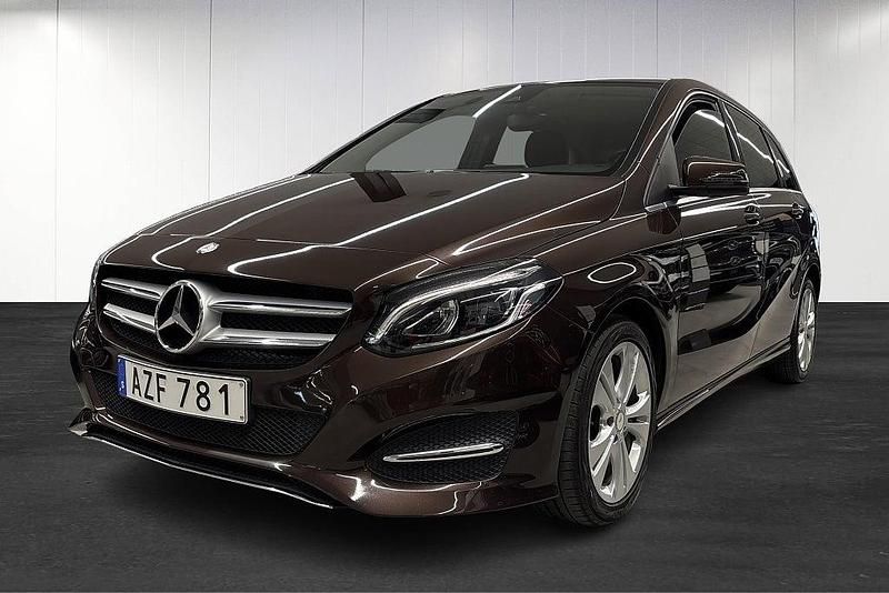 Brunmetallic Begagnad 2015 Mercedes B180 Premium Minibuss | 179 000 kr (Lite dyr) - Bild 1/4