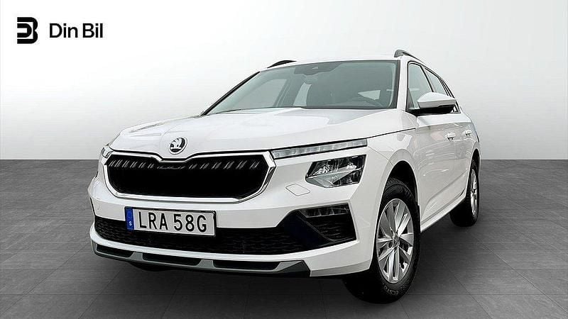 Vit (candy white) Begagnad 2024 Skoda Kamiq Selection SUV | 239 900 kr (Marknadspris) - Bild 1/4