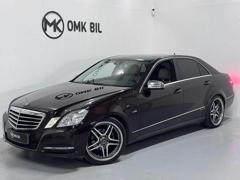 Brun Begagnad 2010 Mercedes E200 Avantgarde Sedan | 119 900 kr (Marknadspris) - Bild 1/4