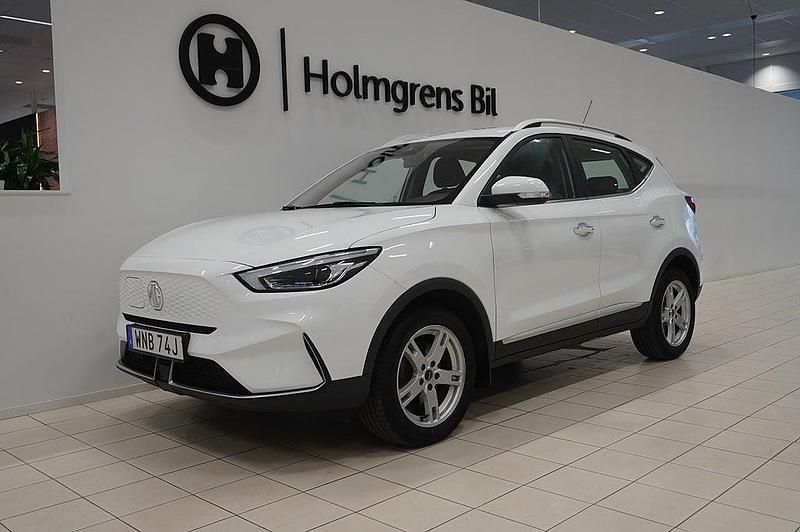 Vit Begagnad 2022 MG ZS Comfort SUV | 209 800 kr (Marknadspris) - Bild 1/4