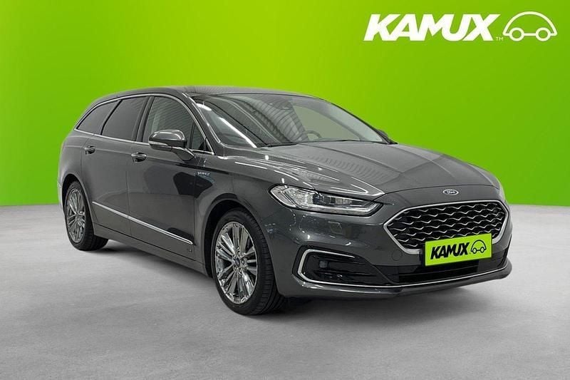 Grå Begagnad 2019 Ford Mondeo Titanium Kombi | 199 800 kr (Marknadspris) - Bild 1/3