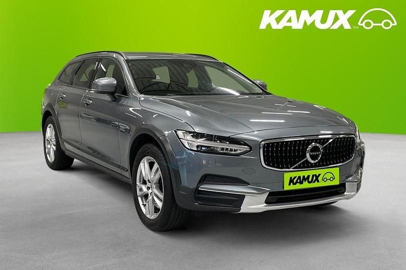 Grå Begagnad 2018 Volvo V90 CC Kombi | 239 800 kr (Superpris) - Bild 1/3