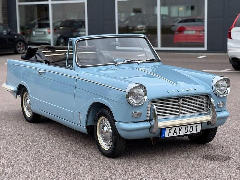 Begagnad Triumph Herald 39 HK (28 kW) 1964 Blå Sedan