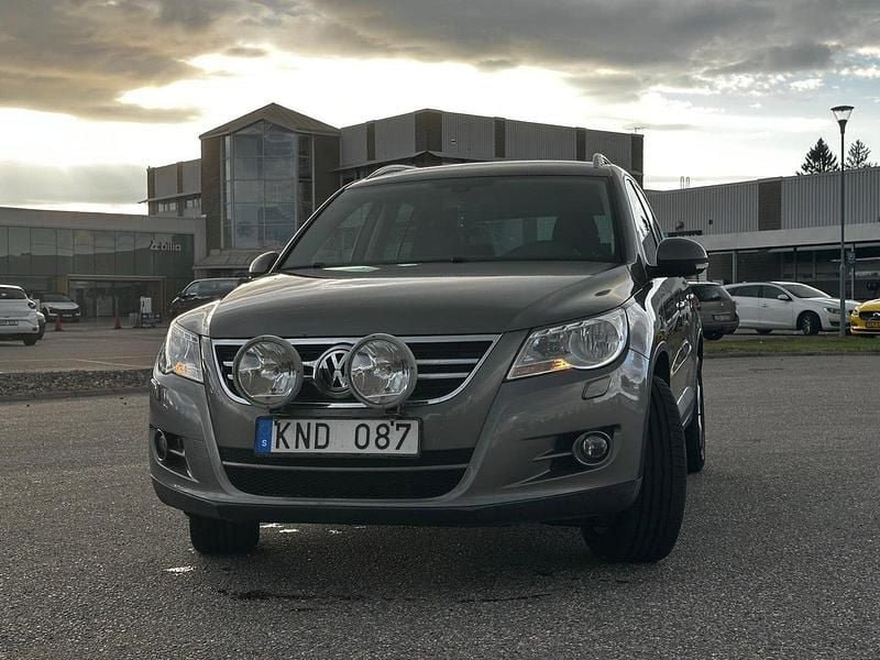 Begagnad 2009 VW Tiguan SUV | 45 000 kr (Bra pris) - Bild 1/4