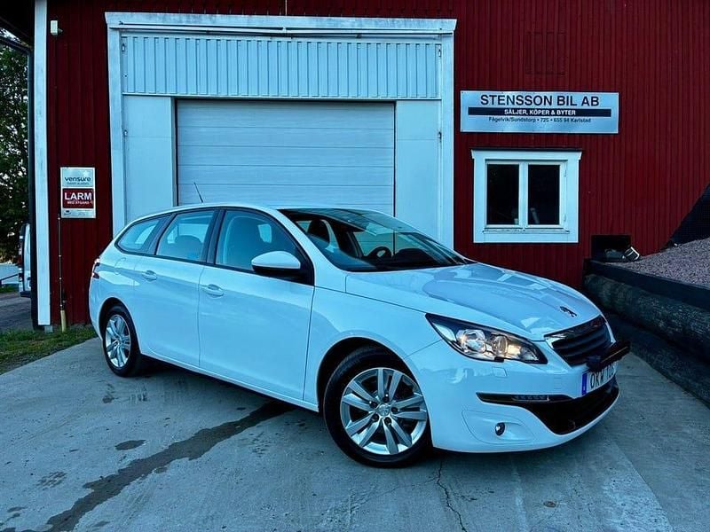 Vit Begagnad 2016 Peugeot 308 Active Kombi | 99 500 kr (Marknadspris) - Bild 1/4