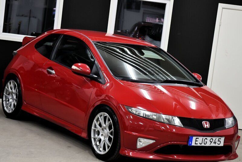 Röd Begagnad 2007 Honda Civic Type R Halvkombi | 89 500 kr (Marknadspris) - Bild 1/4