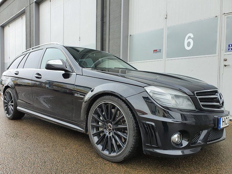 Begagnad Mercedes C63 AMG AMG 457 HK (336 kW) 2008 Svart Kombi