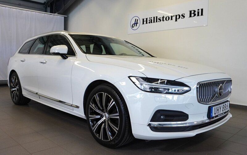 Vit Begagnad 2022 Volvo V90 Inscription Kombi | 319 900 kr (Marknadspris) - Bild 1/4