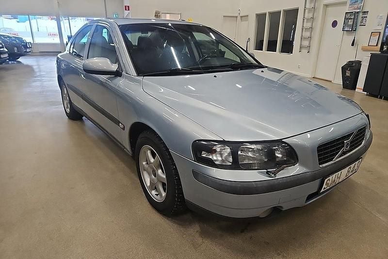 Begagnad Volvo S60 170 HK (125 kW) 2001 Blå Sedan
