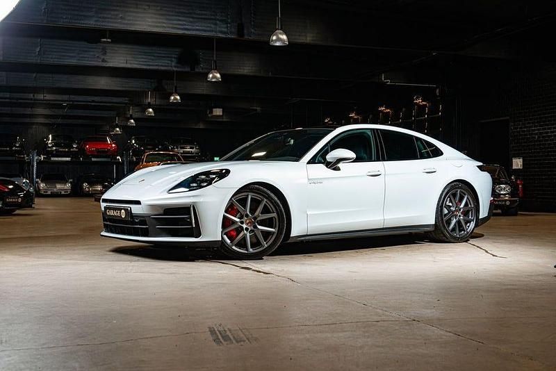 Begagnad Porsche Panamera 4S 544 HK (400 kW) 2025 Vit Sedan