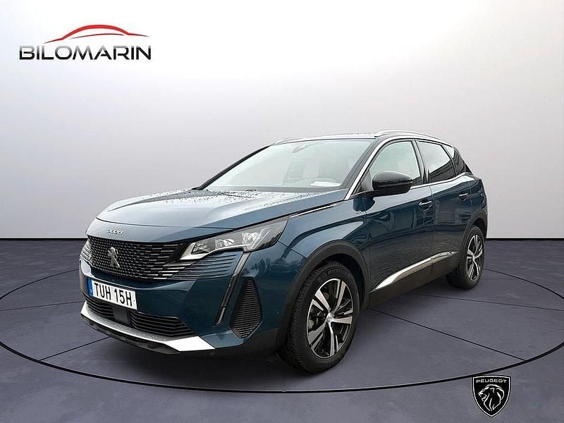 Blå (blå célebés) Begagnad 2024 Peugeot 3008 GT SUV | 294 900 kr (Marknadspris) - Bild 1/4