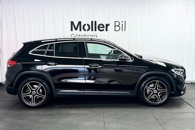 Begagnad Mercedes GLA250 2020 Svart SUV