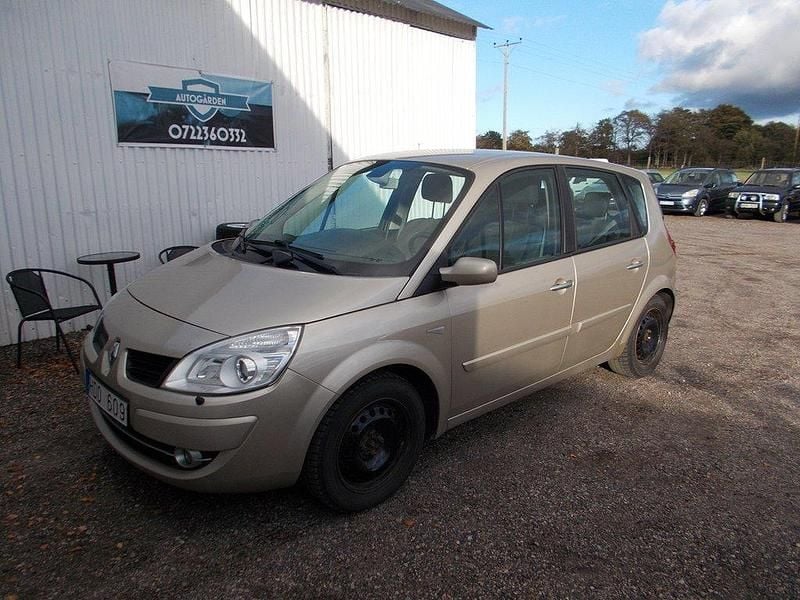 Ljusbrun Begagnad 2007 Renault Scénic II Minibuss | 29 900 kr (Marknadspris) - Bild 1/4