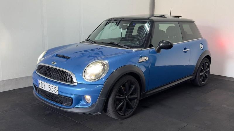 Blå Begagnad 2011 Mini Cooper SD Halvkombi | 64 900 kr - Bild 1/4