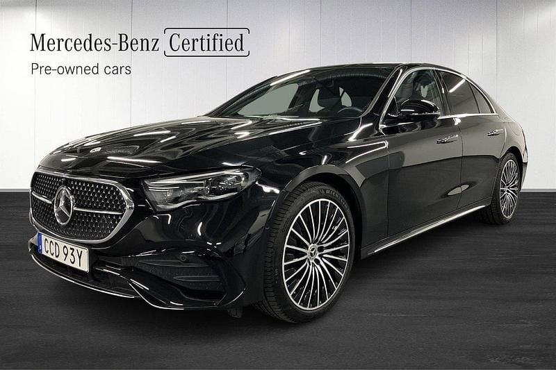 Svart Begagnad 2024 Mercedes E300 AMG Line Premium Sedan | 749 800 kr (Marknadspris) - Bild 1/4