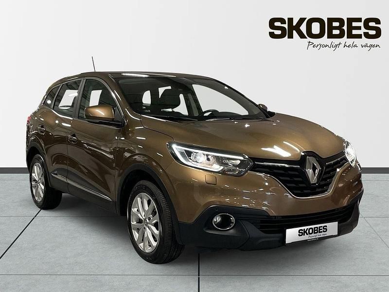 Begagnad 2017 Renault Kadjar Zen SUV | 149 500 kr (Marknadspris) - Bild 1/3