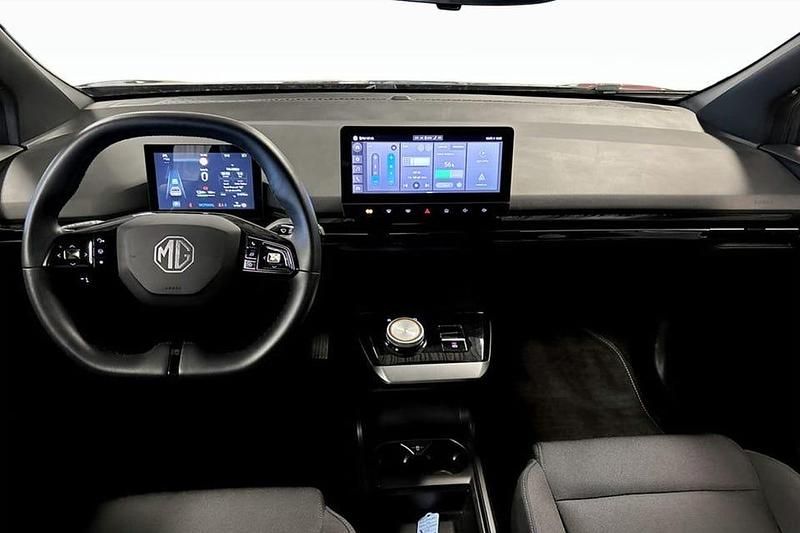 Begagnad MG MG4 EV 125 kW (171 HK) 2023 Grå Halvkombi