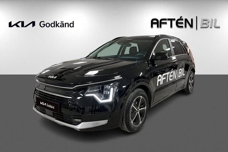 Svart Ny 2025 Kia Niro Advance SUV | 389 900 kr (Marknadspris) - Bild 1/3