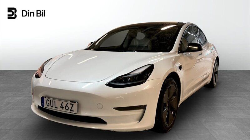 Vit Begagnad 2022 Tesla Model 3 Long Range Sedan | 399 500 kr (Dyr) - Bild 1/4