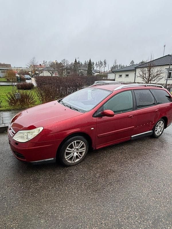 Begagnad 2005 Citroën C5 Kombi | 7 000 kr (Marknadspris) - Bild 1/4