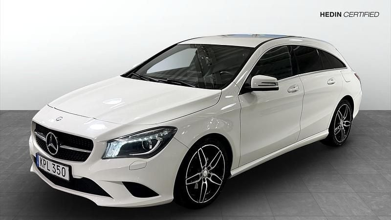 Vit (white) Begagnad 2016 Mercedes CLA220 Shooting Brake Kombi | 169 900 kr (Marknadspris) - Bild 1/4