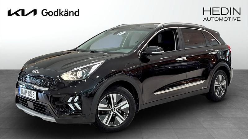 Svart (black) Begagnad 2021 Kia Niro Advance SUV | 260 000 kr (Marknadspris) - Bild 1/4