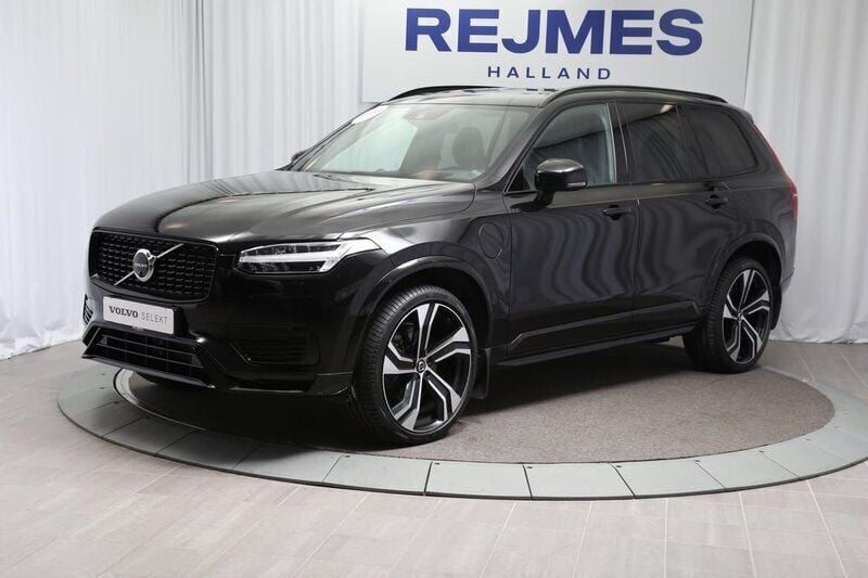 Svart Begagnad 2022 Volvo XC90 Pro SUV | 679 500 kr (Lite dyr) - Bild 1/4