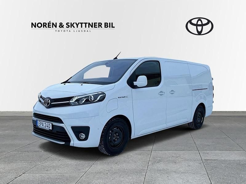 Vit Begagnad 2023 Toyota Proace Minibuss | 419 000 kr (Superpris) - Bild 1/4