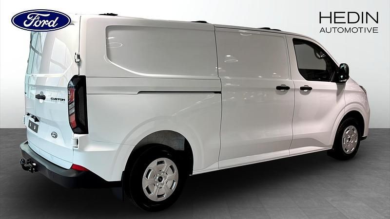 Ny Ford Transit Custom Trend 136 HK (100 kW) 2026 Frozen white