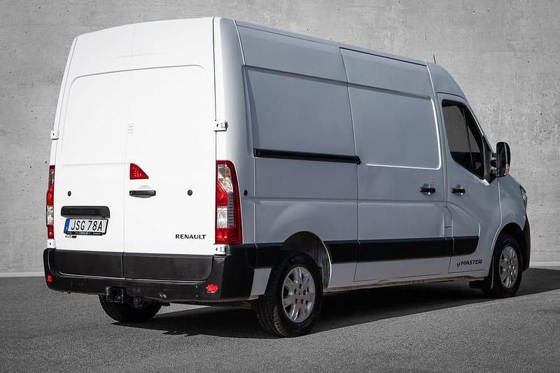 Begagnad Renault Master 182 HK (133 kW) 2020 Vit Minibuss