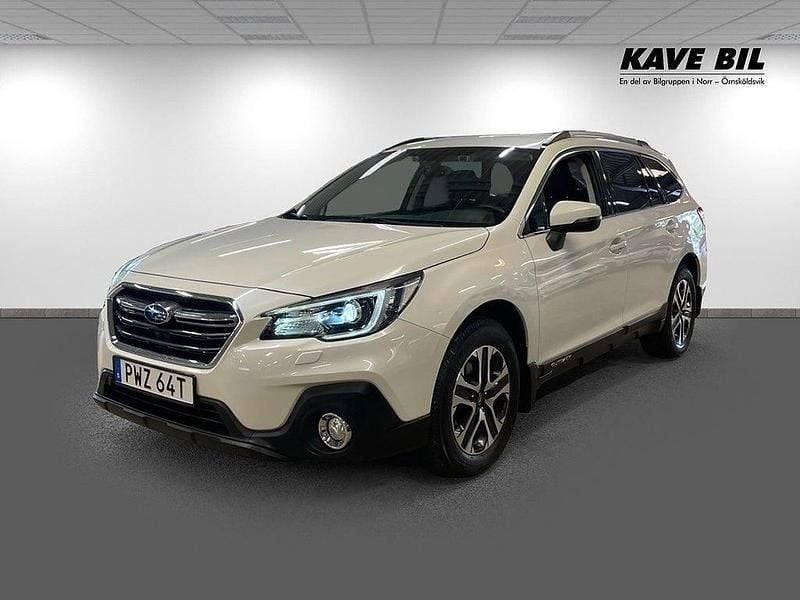 Vit Begagnad 2020 Subaru Outback SUV | 309 900 kr (Marknadspris) - Bild 1/3