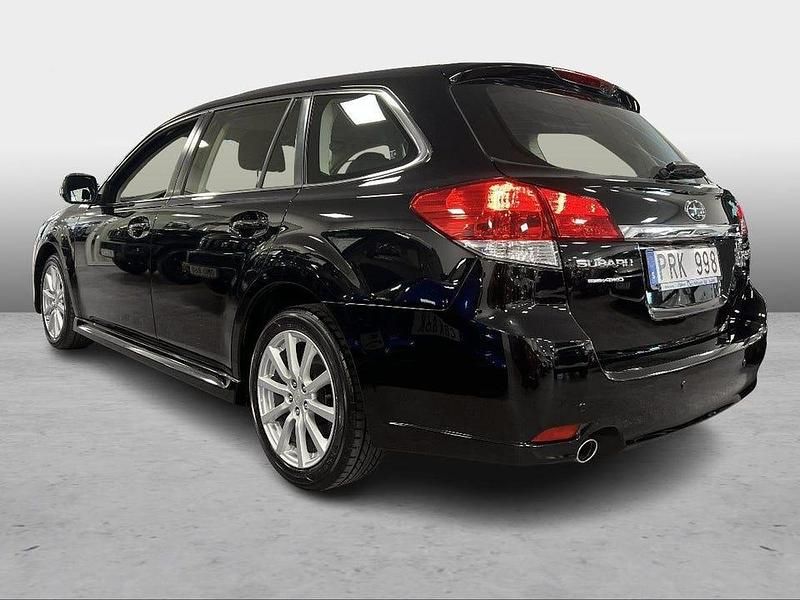 Begagnad Subaru Legacy 167 HK (122 kW) 2010 Svart Kombi