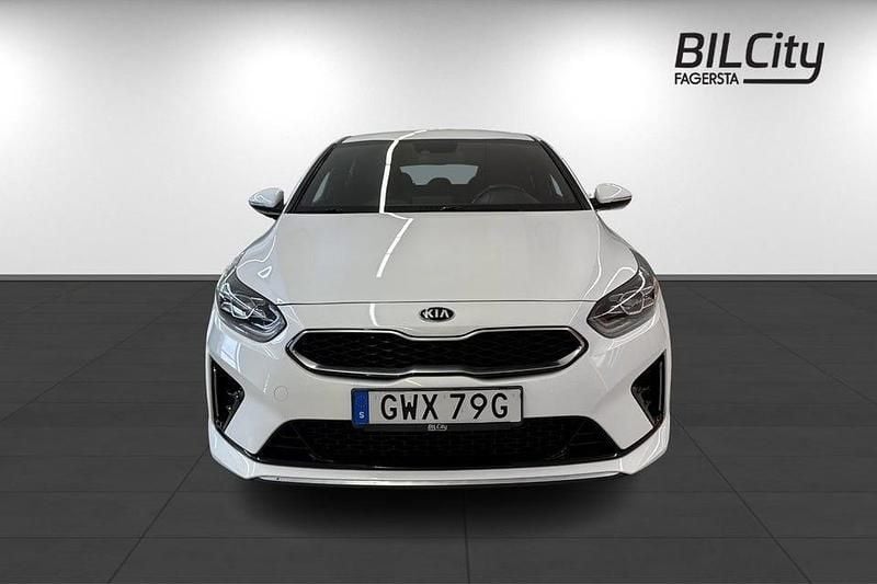 Begagnad Kia ProCeed GT-Line 140 HK (102 kW) 2019 Vit Kombi